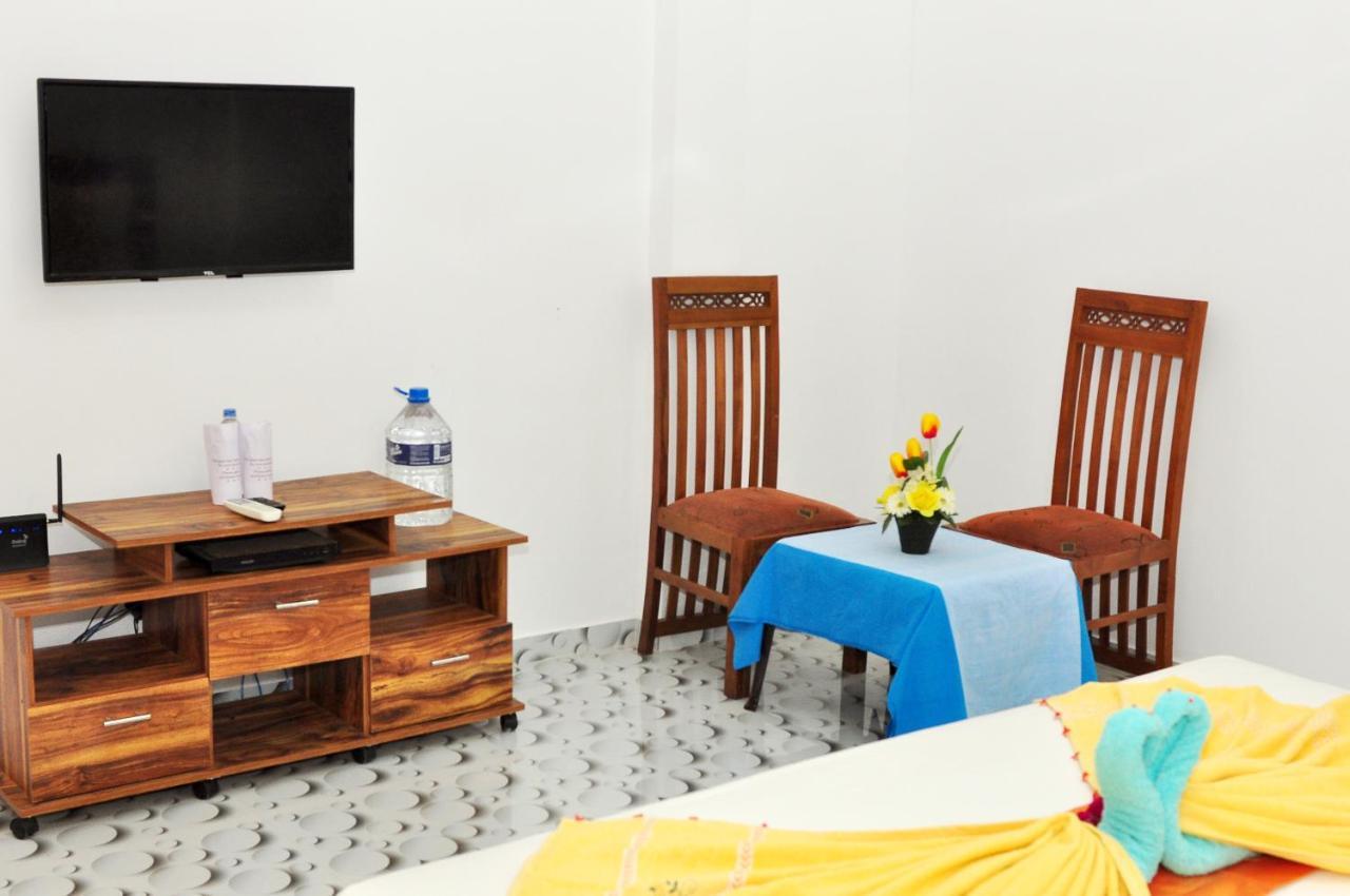 Sea View Villa Bentota, Индурува Екстериор снимка
