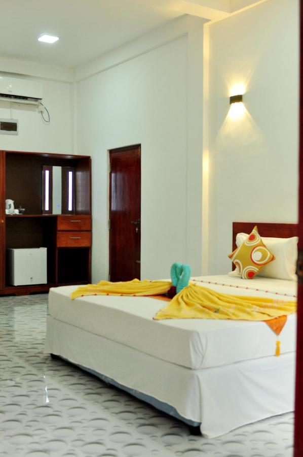 Sea View Villa Bentota, Индурува Екстериор снимка