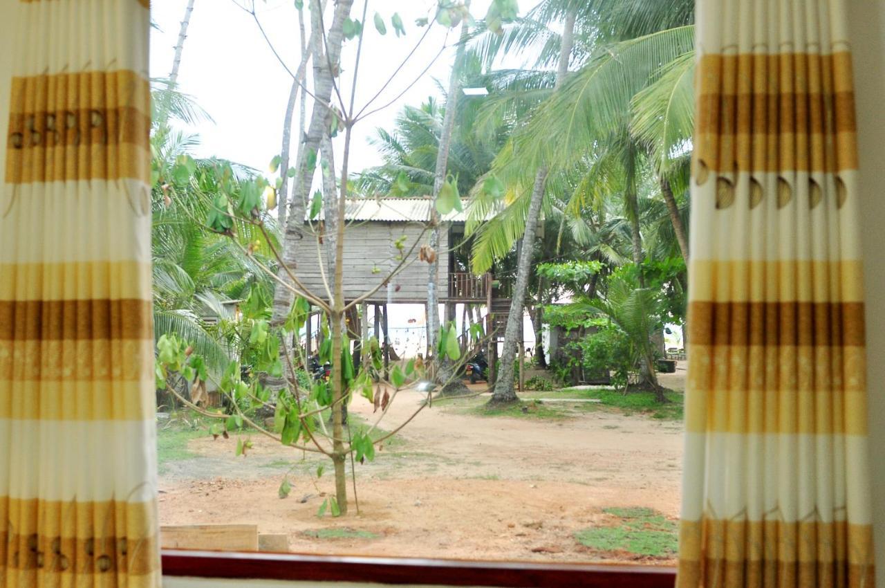 Sea View Villa Bentota, Индурува Екстериор снимка