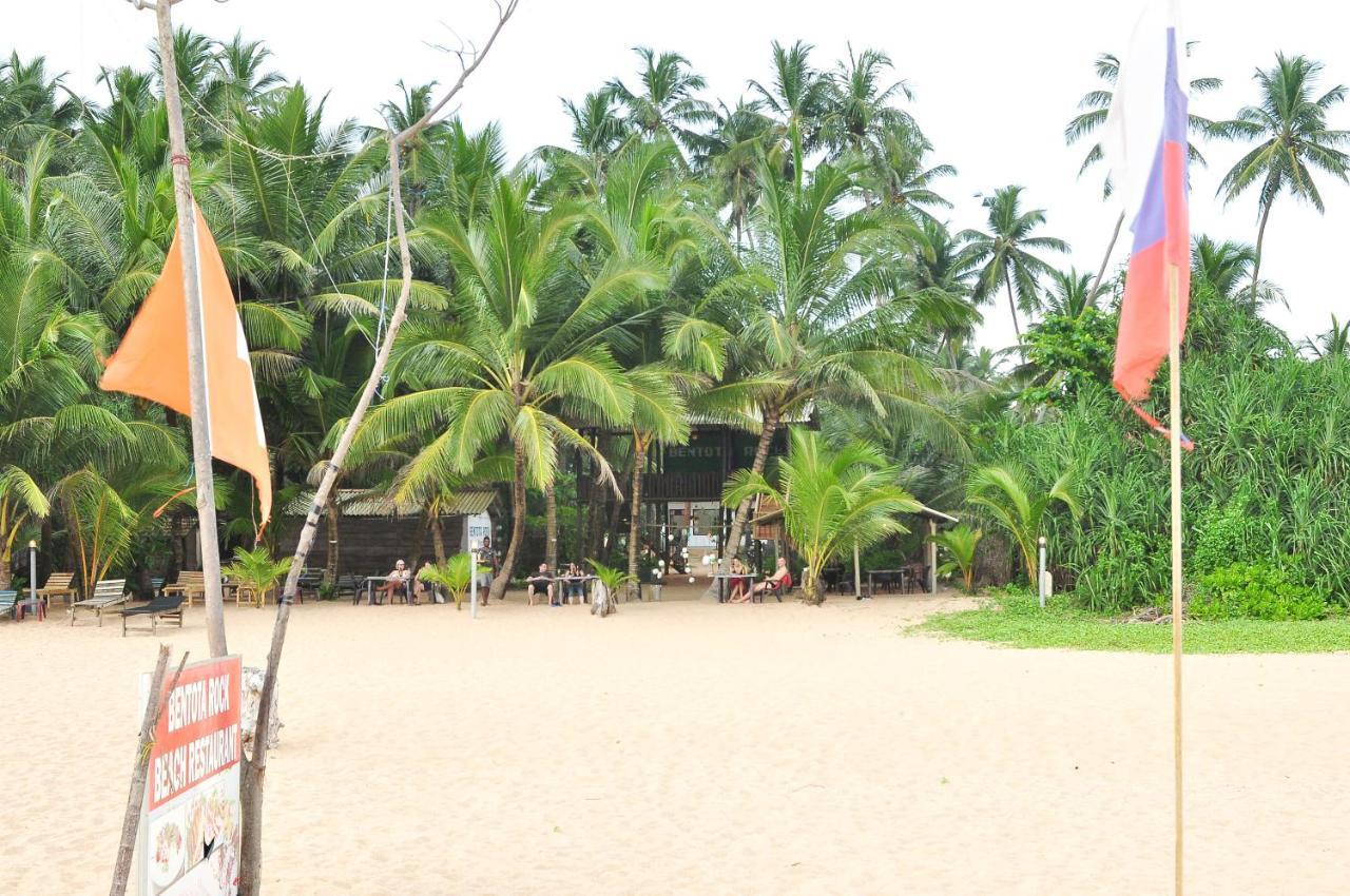 Sea View Villa Bentota, Индурува Екстериор снимка